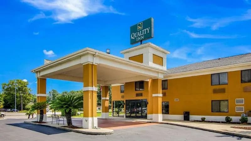 Quality Inn Saraland hotel photo 5
