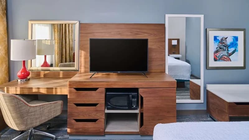 Hampton Inn Anchorage hotel photo 2
