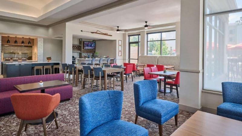 Hilton Garden Inn Anchorage hotel photo 2