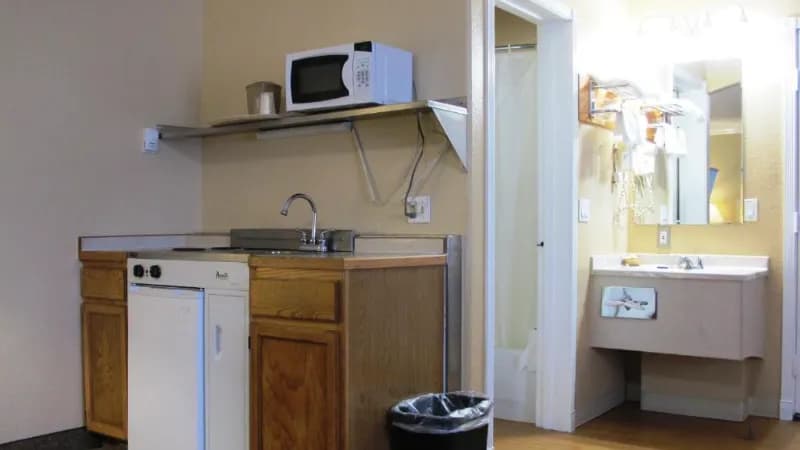 Merrill Field Inn hotel photo 3