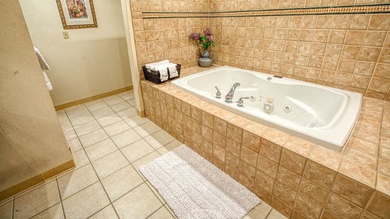 Sophie Station Suites Jacuzzi room