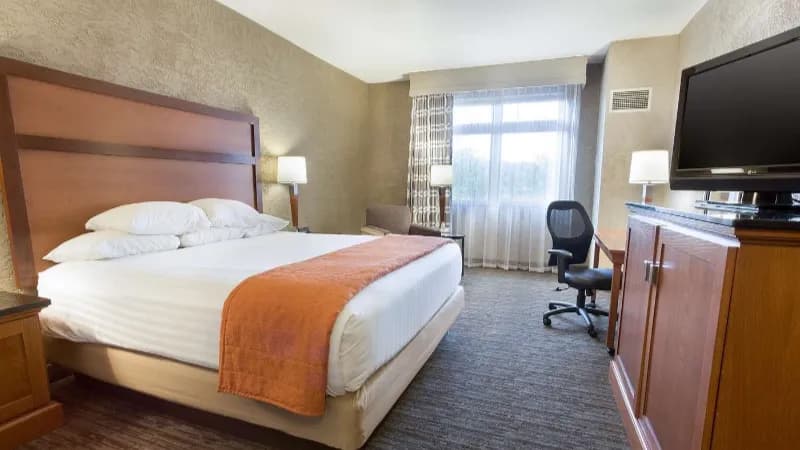 Drury Inn & Suites Flagstaff hotel photo 2