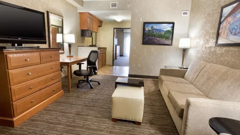 Drury Inn & Suites Flagstaff hotel photo 3
