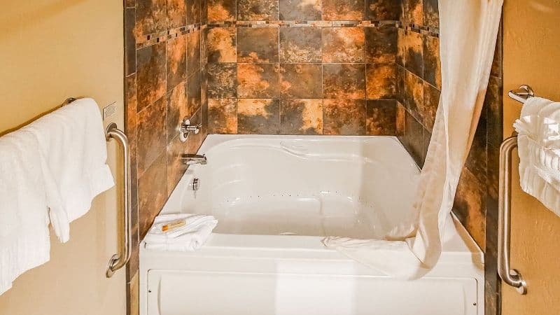 Villas At Poco Diablo A VRI resort Jacuzzi room
