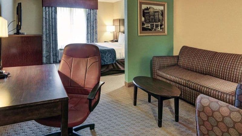 Comfort Suites Near Hot Springs Park hotel photo 3