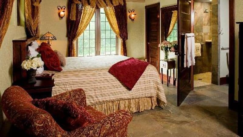 Hilltop Manor Bed & Breakfast hotel photo 2