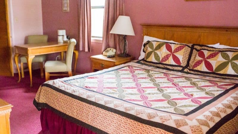 Razorback Lodge hotel photo 2