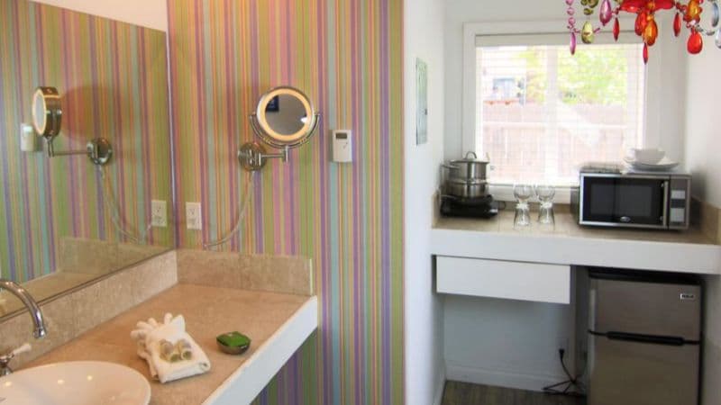 Big Bear Spa Suites hotel photo 3
