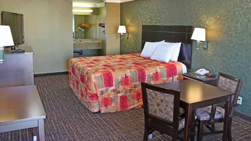 Crystal Inn Suites & Spas hotel photo 4