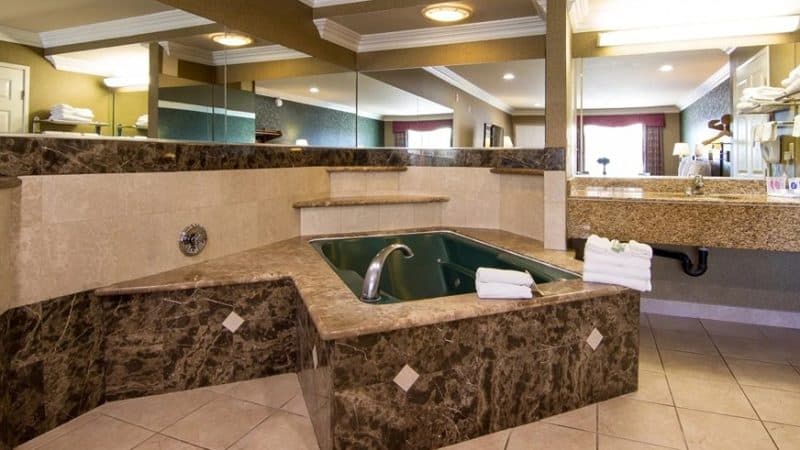 Crystal Inn Suites & Spas hotel photo 5