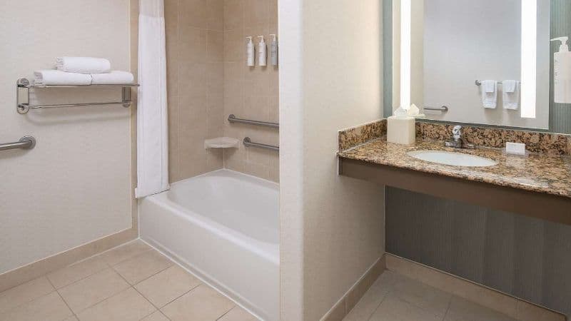 Hilton Garden Inn Fontana hotel photo 4