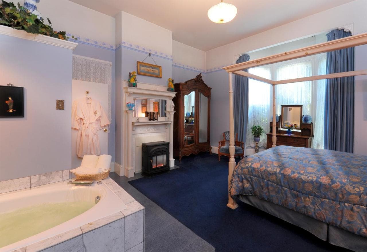 Inn San Francisco Jacuzzi room