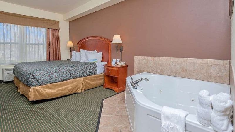 Days Inn by Wyndham Manitou Springs hotel photo 2