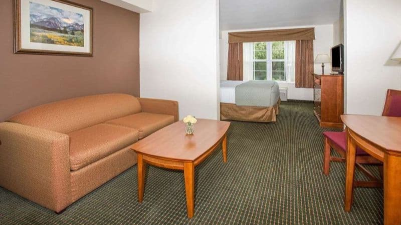 Days Inn by Wyndham Manitou Springs hotel photo 5