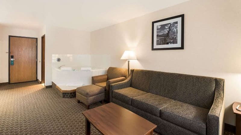 Quality Inn & Suites Steamboat Springs hotel photo 5