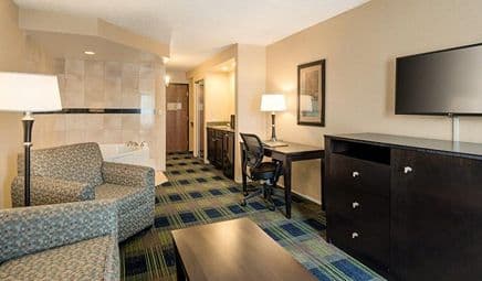 Comfort Inn & Suites hotel photo 3