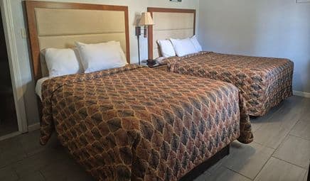 Maple Leaf Motel hotel photo 5