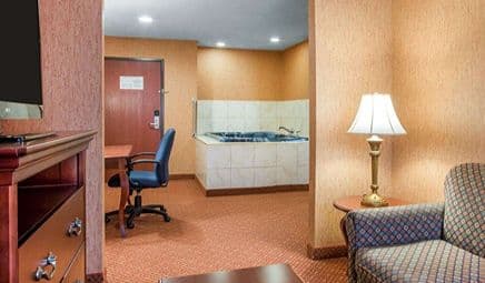 Quality Inn & Suites Meriden hotel photo 2
