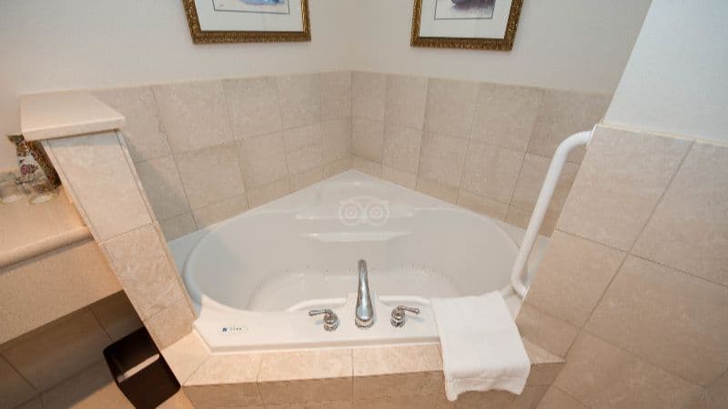 The Bellmoor Inn & Spa hotel photo 2