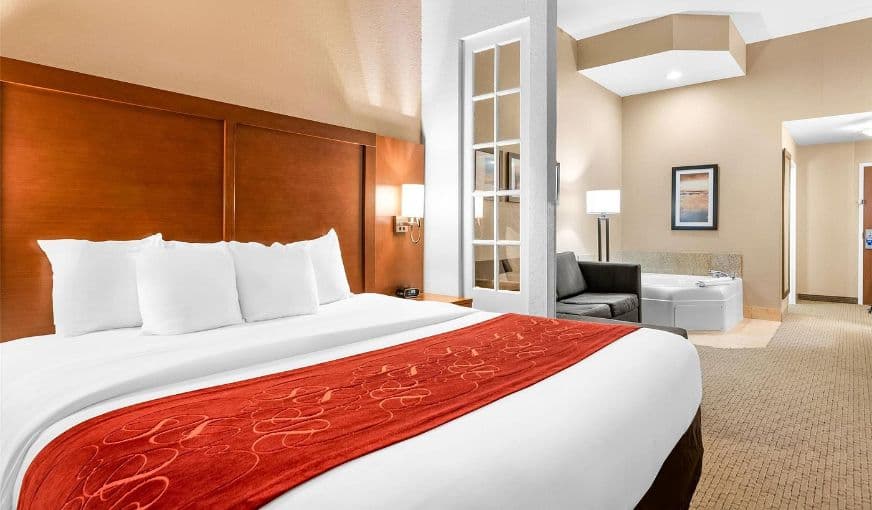 Comfort Suites Orlando Airport hotel photo 2