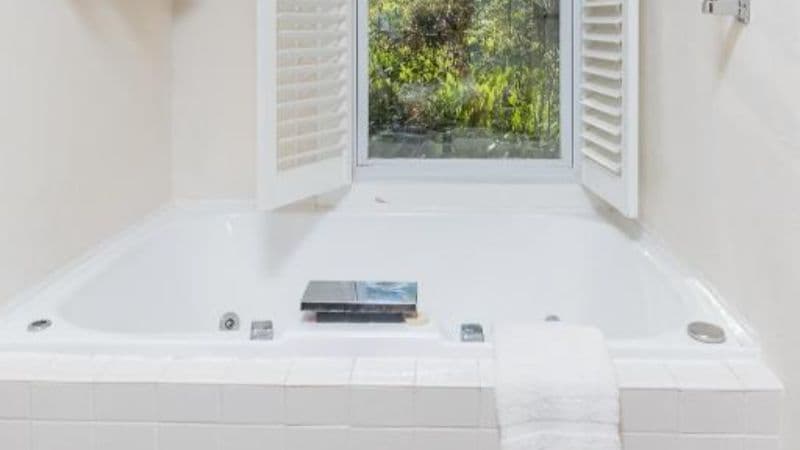 Herlong Mansion Bed & Breakfast hotel photo 2