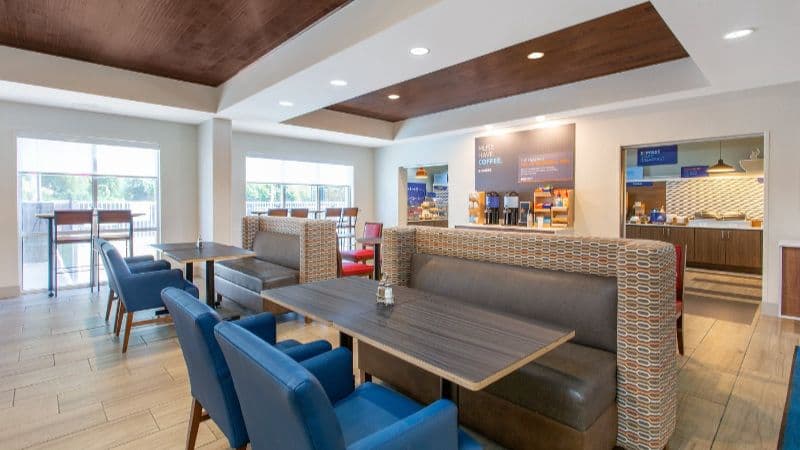 Holiday Inn Express & Suites Silver Springs-Ocala, an IHG Hotel hotel photo 4