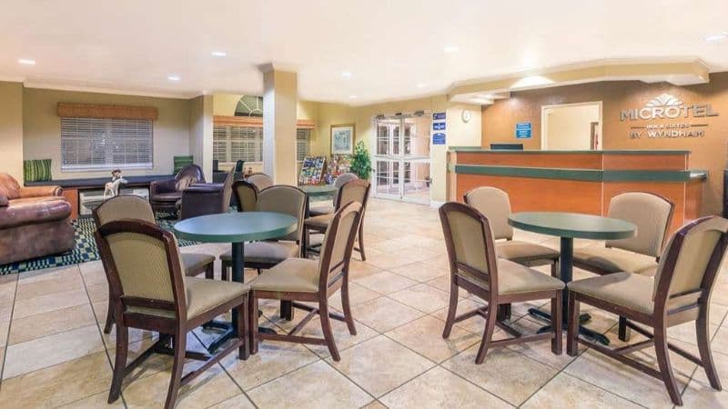 Microtel Inn & Suites by Wyndham Ocala hotel photo 5