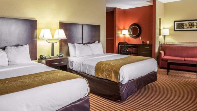 Comfort Suites hotel photo 2