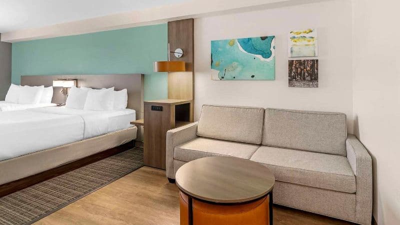 Comfort Suites Valdosta hotel photo 2