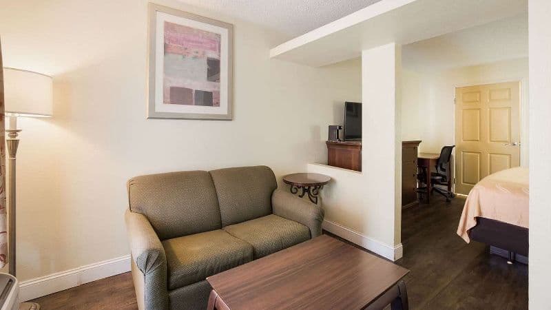 Quality Inn & Suites Statesboro hotel photo 4