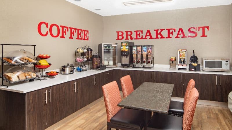 Ramada by Wyndham Alpharetta hotel photo 3
