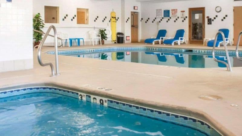 Comfort Suites Airport hotel photo 5