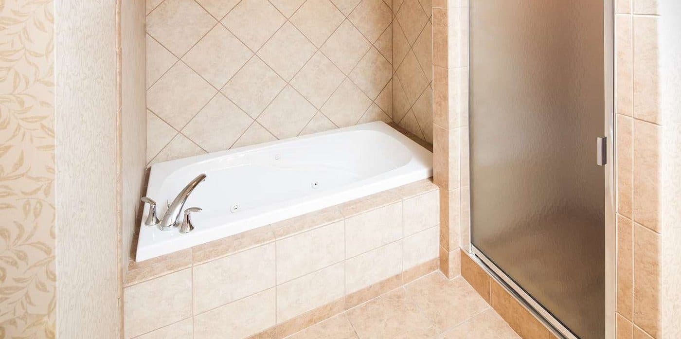Red Lion Hotel Boise Downtowner Jacuzzi room