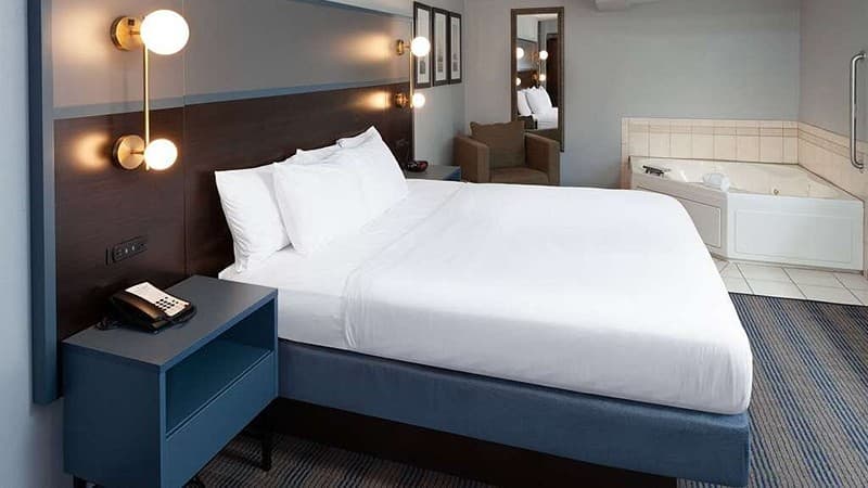 AmericInn by Wyndham Peoria hotel photo 4