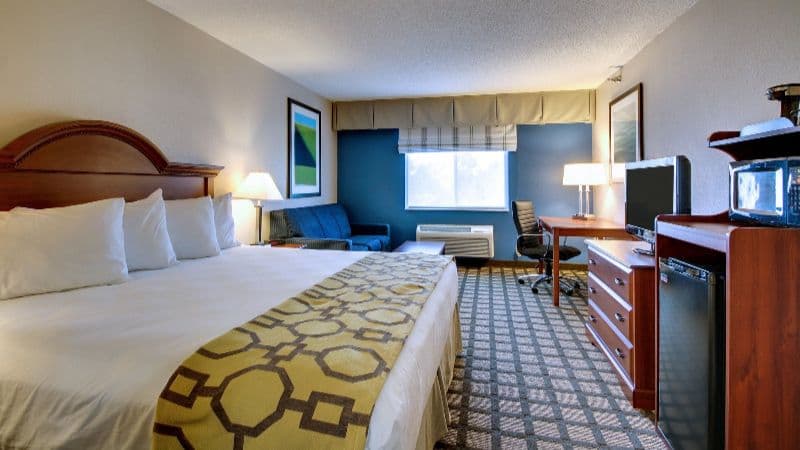 Baymont by Wyndham Galesburg hotel photo 3