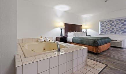 Best Western Plus Oakbrook Inn hotel photo 3