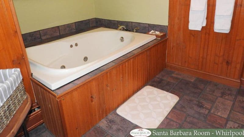 Champaign Garden Inn hotel photo 3