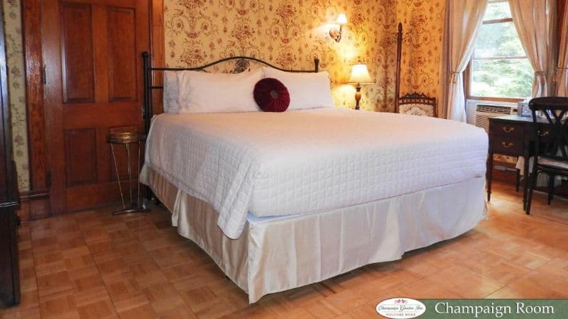 Champaign Garden Inn hotel photo 4