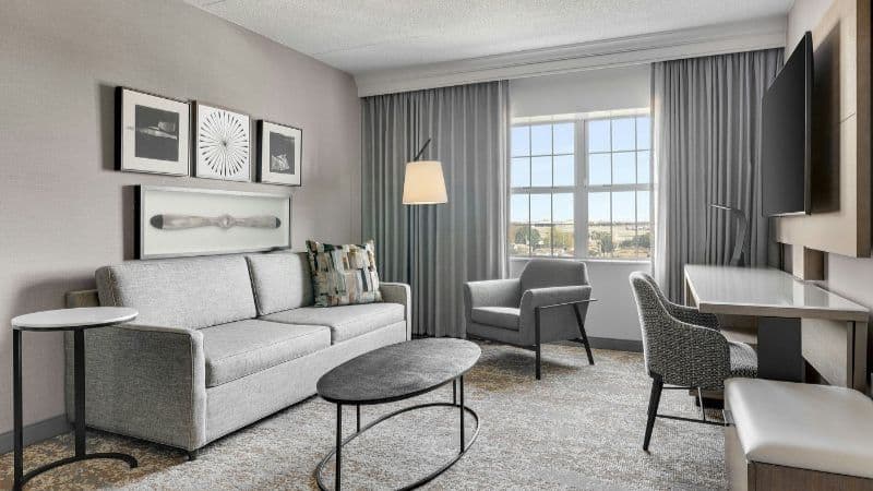 Chicago Marriott Midway hotel photo 2