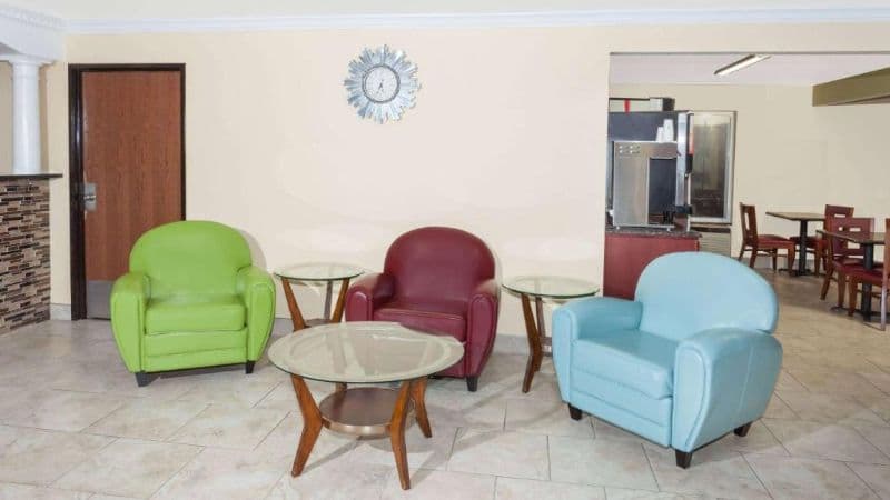 Days Inn by Wyndham Springfield hotel photo 3