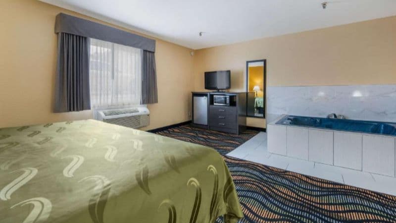 Equality Inn hotel photo 2