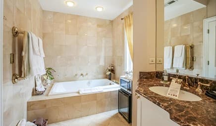 Harvey House Bed & Breakfast hotel photo 2