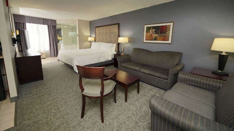 Holiday Inn & Suites Chicago-carol Stream (wheaton) By IHG hotel photo 4