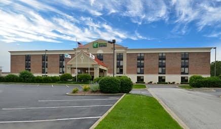 Holiday Inn Express Crestwood hotel photo 2