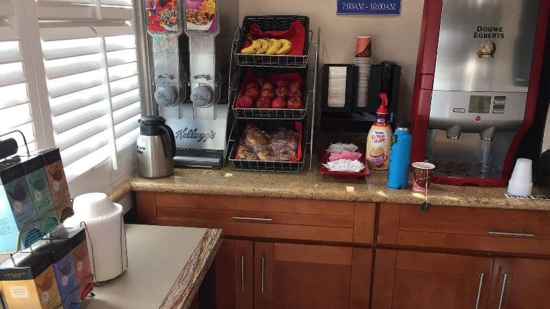 Midway Inn & Suites hotel photo 3
