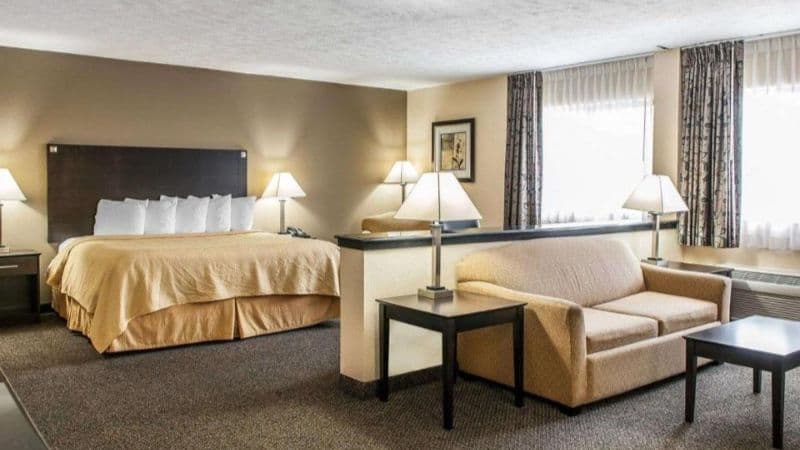 Quality Inn & Suites Mattoon hotel photo 3