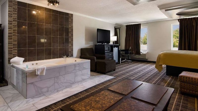 Quality Inn Aurora – Naperville Area hotel photo 2