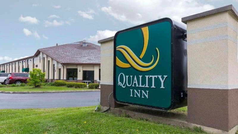 Quality Inn Sycamore – DeKalb hotel photo 5