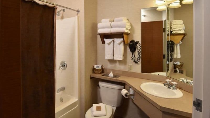 Stoney Creek Inn – Quincy hotel photo 5