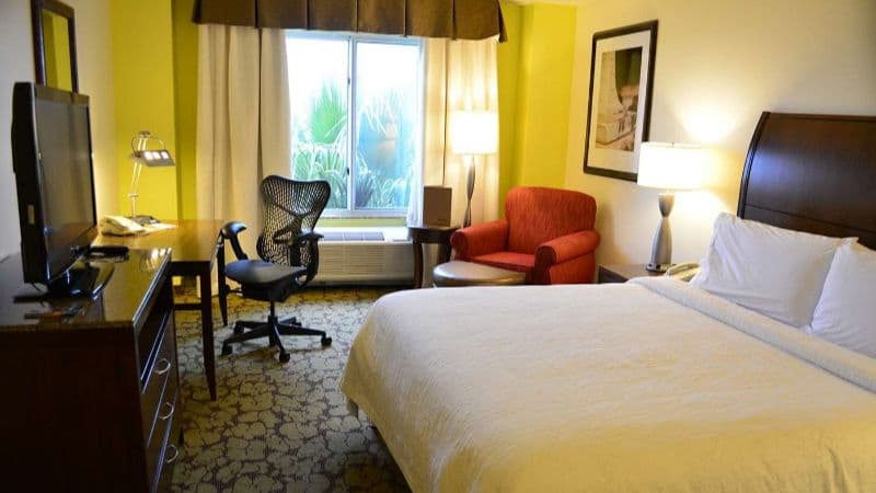 Super 8 by Wyndham Lincoln hotel photo 5